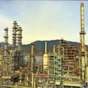 Oil refinery canada