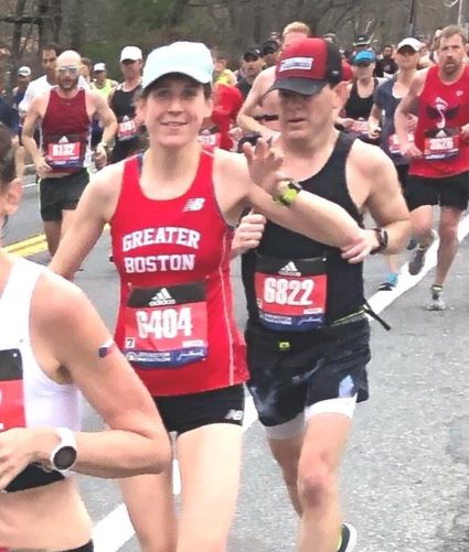woman running marathon