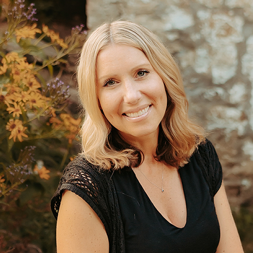 Portrait of Jenn Gross